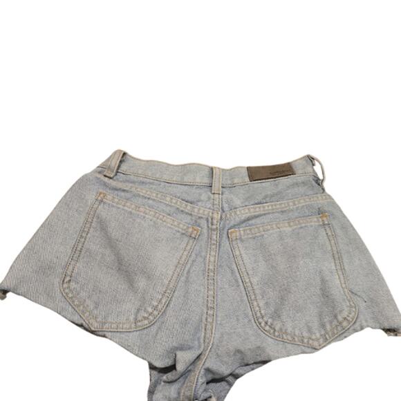 Carmar Los Angeles Reworked Denim Shorts in Light Wash – Size 25 - Picture 3 of 6